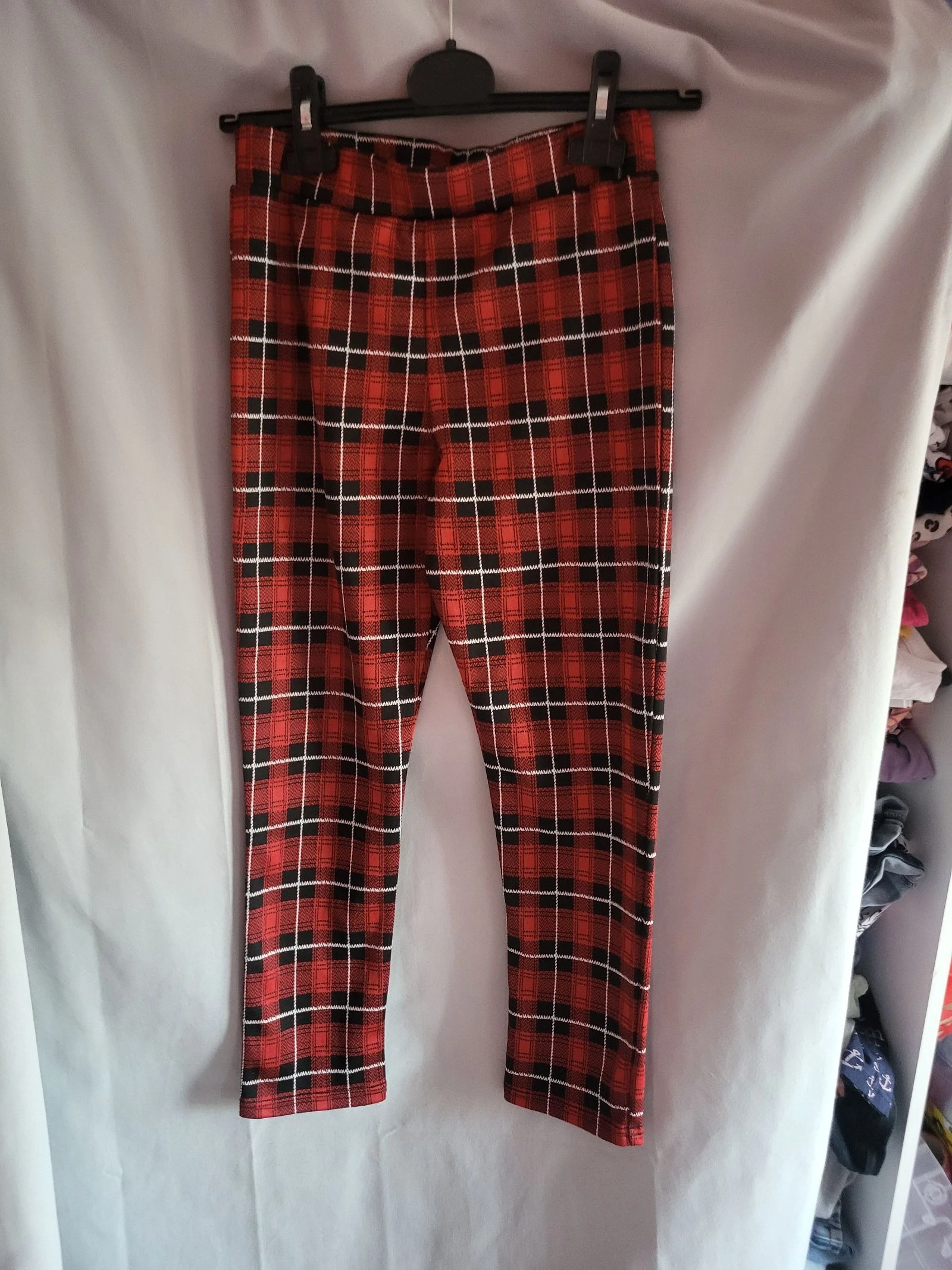 Pantalon à carreaux rouge